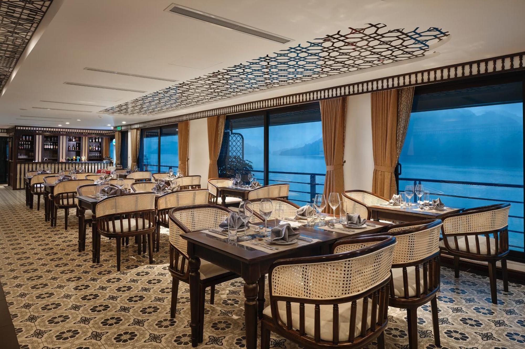Hotel Era Premium Cruises Halong Ha Long Exterior foto
