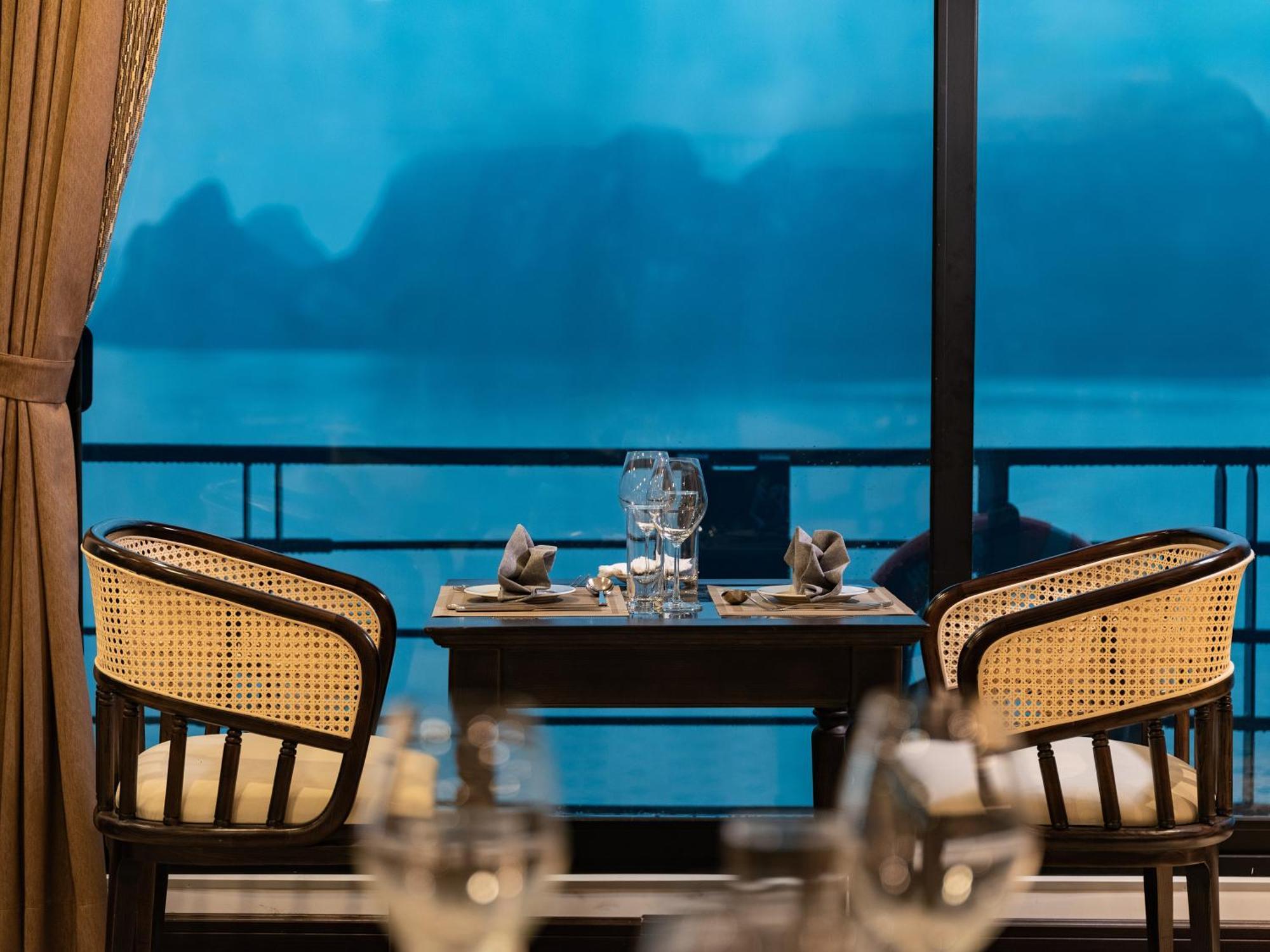 Hotel Era Premium Cruises Halong Ha Long Exterior foto